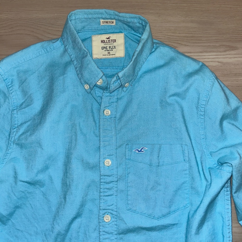 Y2K Hollister Men's XS Epic Flex Aqua Blue Button-Up Shirt